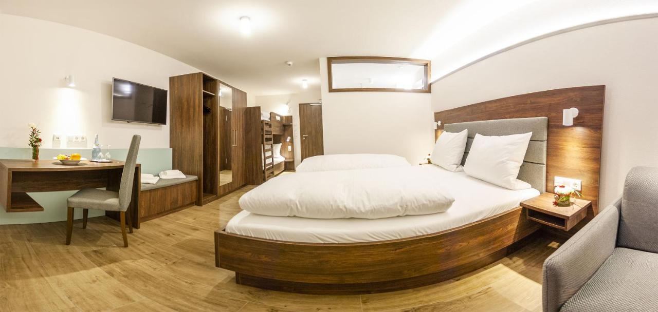 Hotel-Gasthof Krone Greding Εξωτερικό φωτογραφία